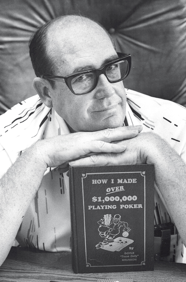 Doyle Brunson. Kuvat Brunsonin kirjasta Pokerin kummisetä (Like 2010) Kirja mainittava kuvien julkaisun yhteydessä.